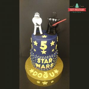 Star Wars Darth Vaderlı Pasta