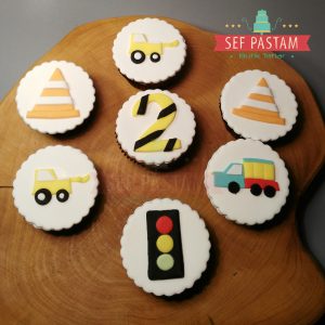 Kamyon Kepçeli Cupcake